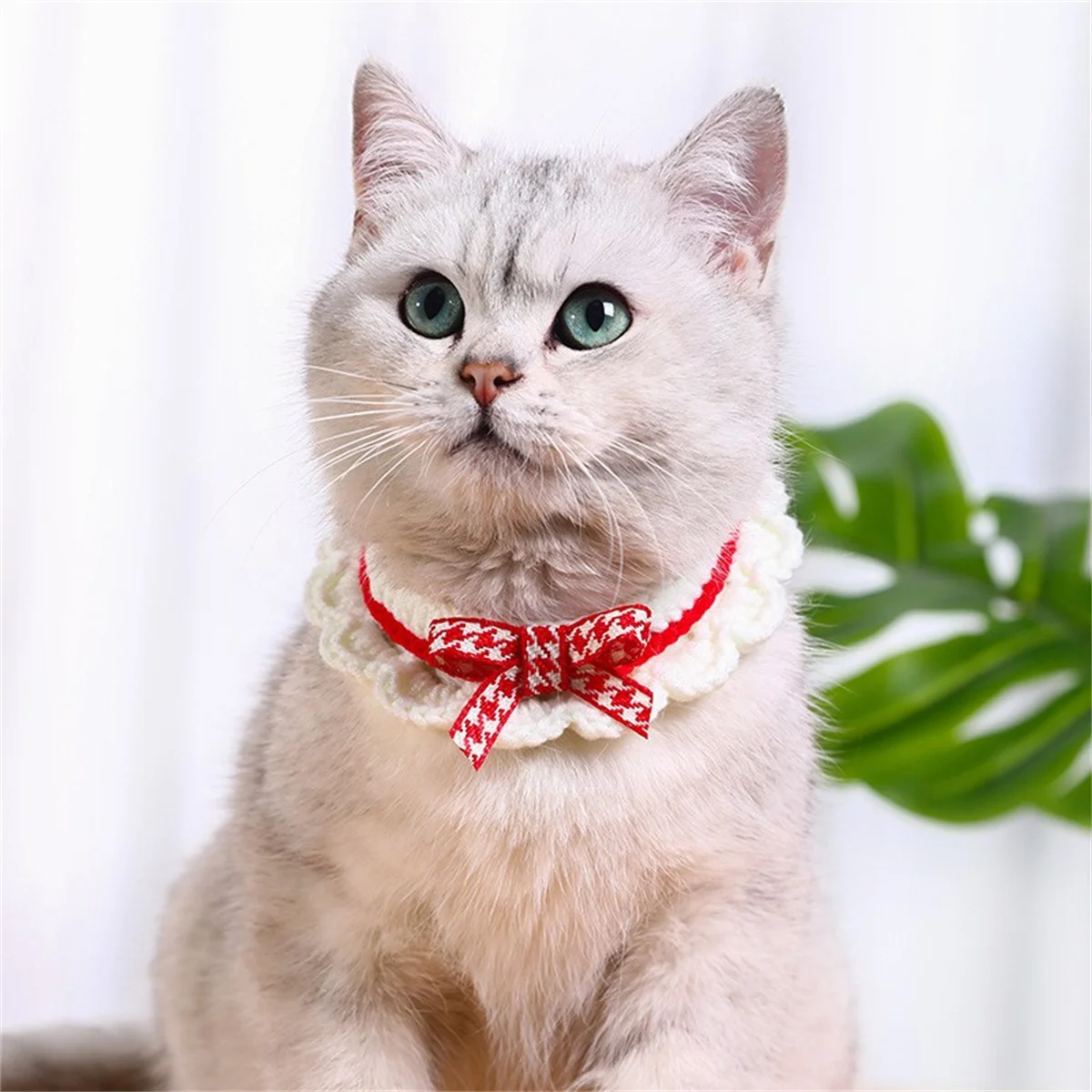 Cute Bow-knot Hand-knitted Saliva Towel Kitten Cat Puppy Adjustable Collar Pet Decorative - Image 1